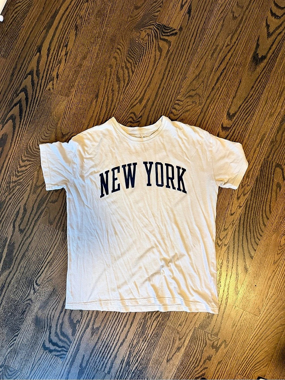 Abercrombie & Fitch Soft A&F Collection New York Graphic Tee White XS